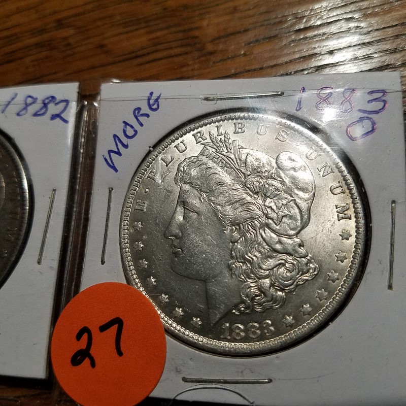Auction Photo