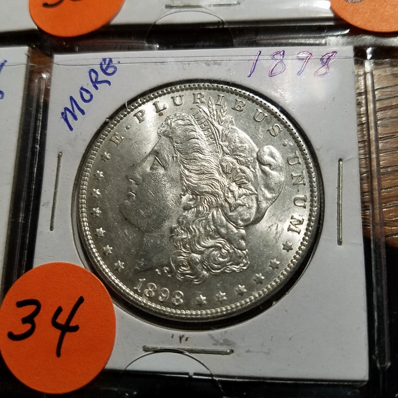 Auction Photo