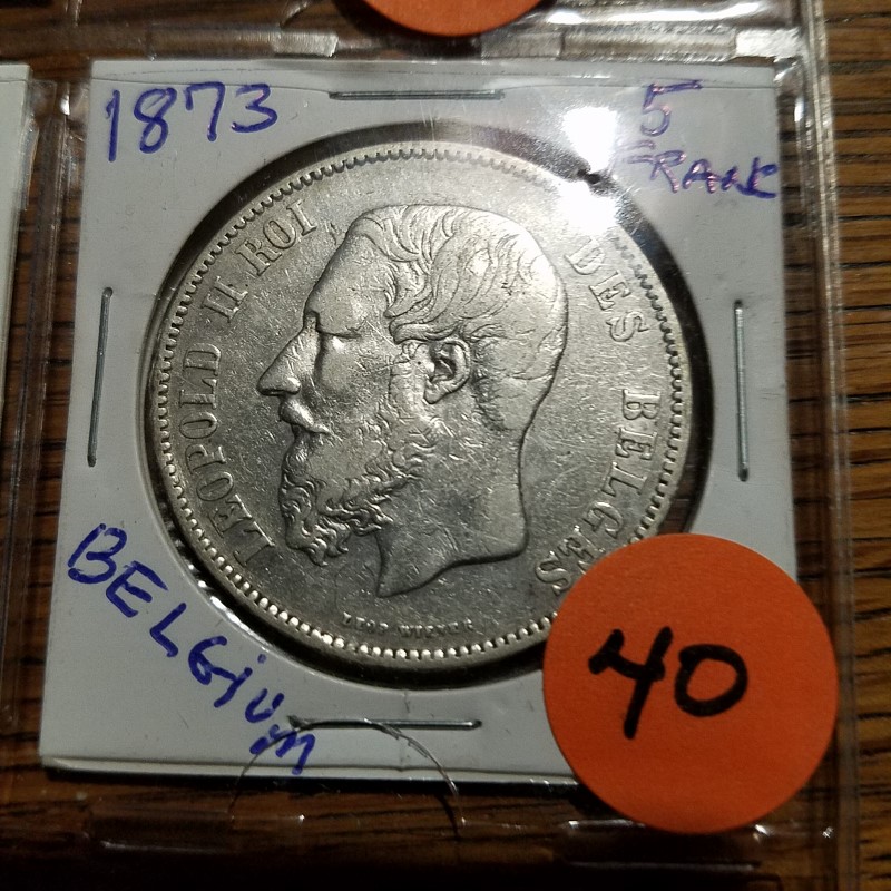 Auction Photo