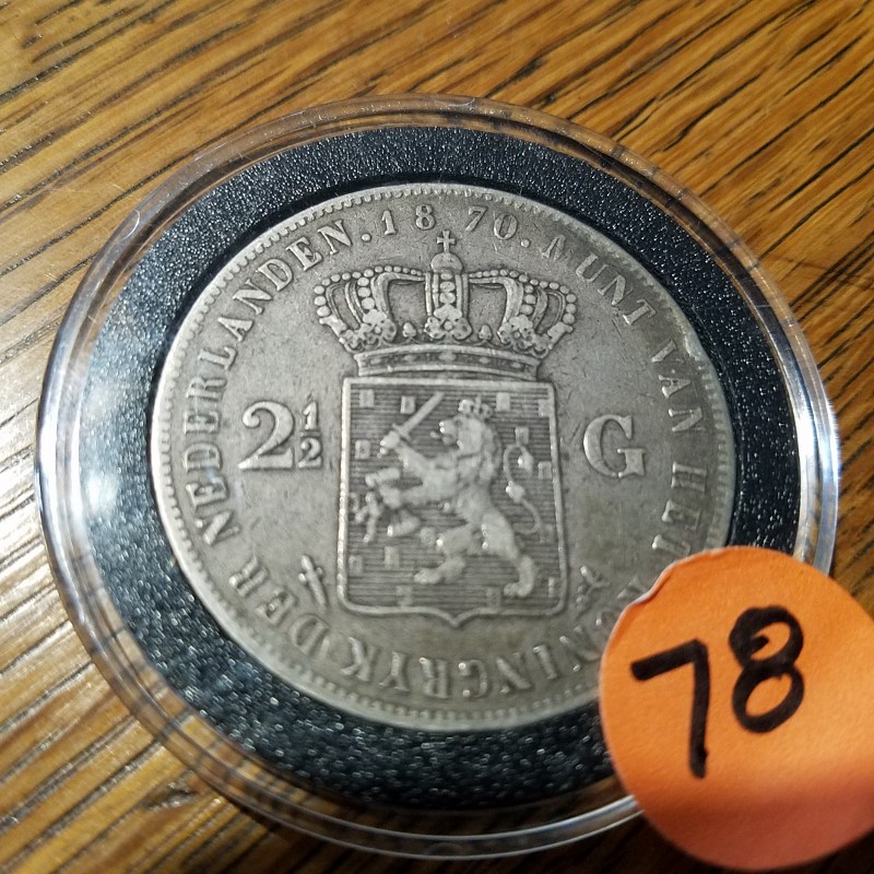 Auction Photo