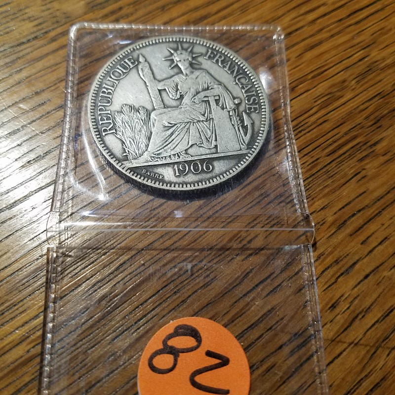 Auction Photo