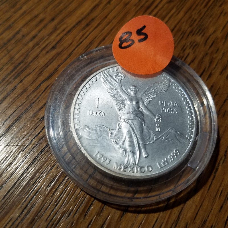 Auction Photo