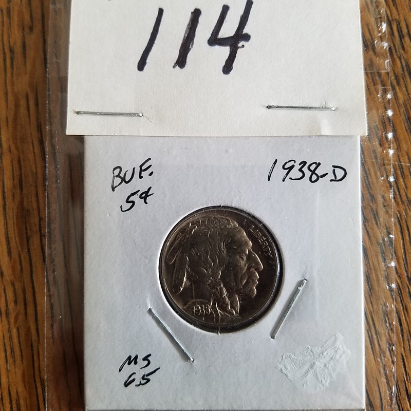 Auction Photo