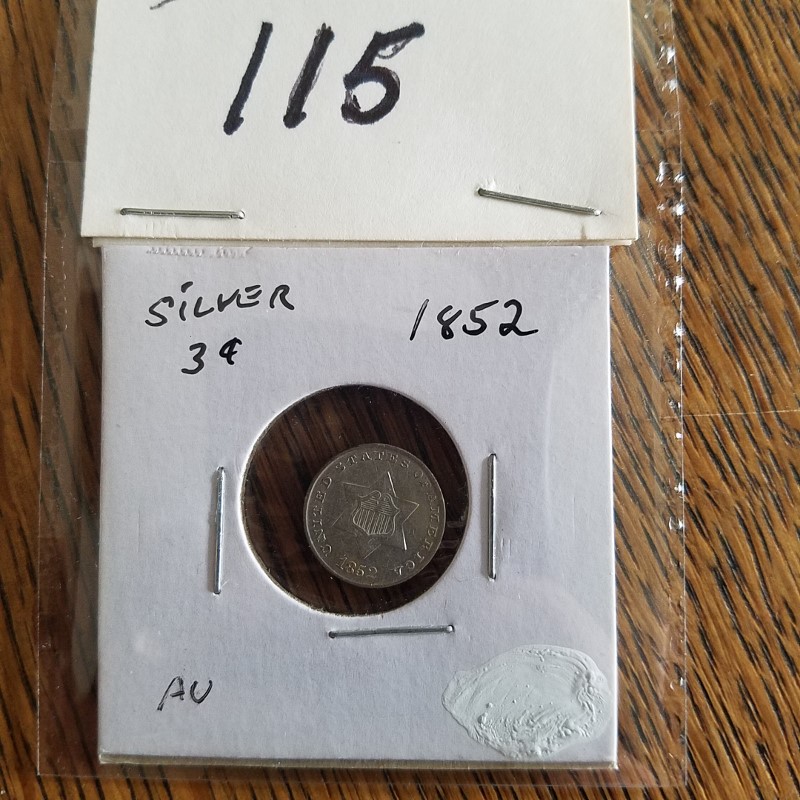Auction Photo