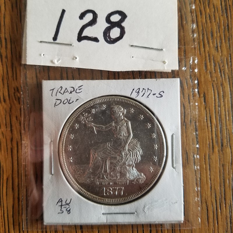 Auction Photo