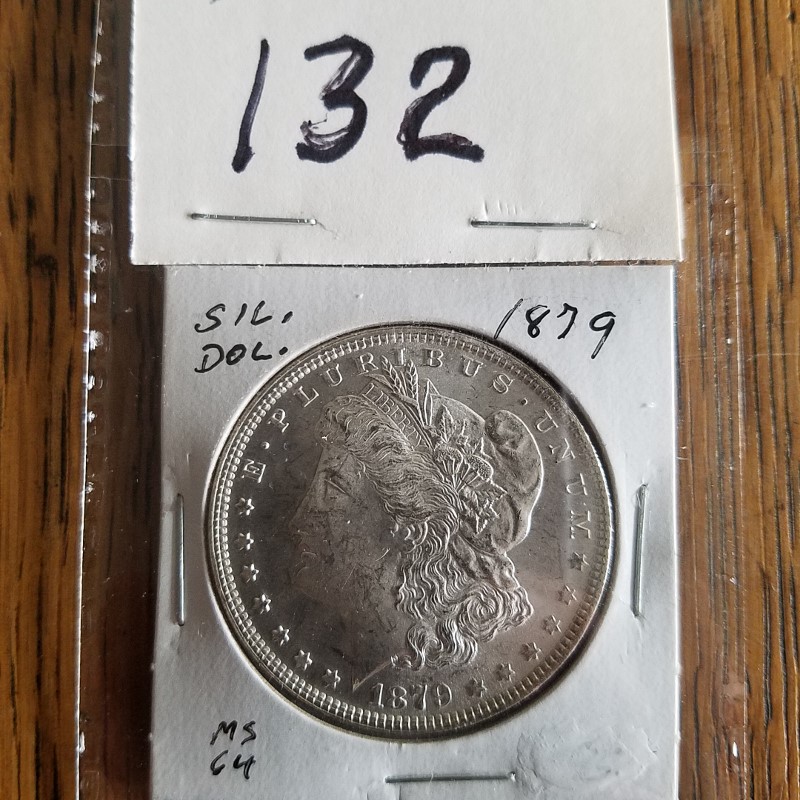 Auction Photo