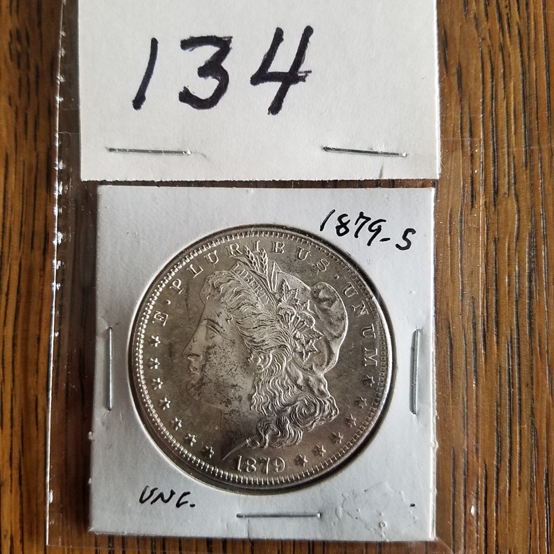 Auction Photo
