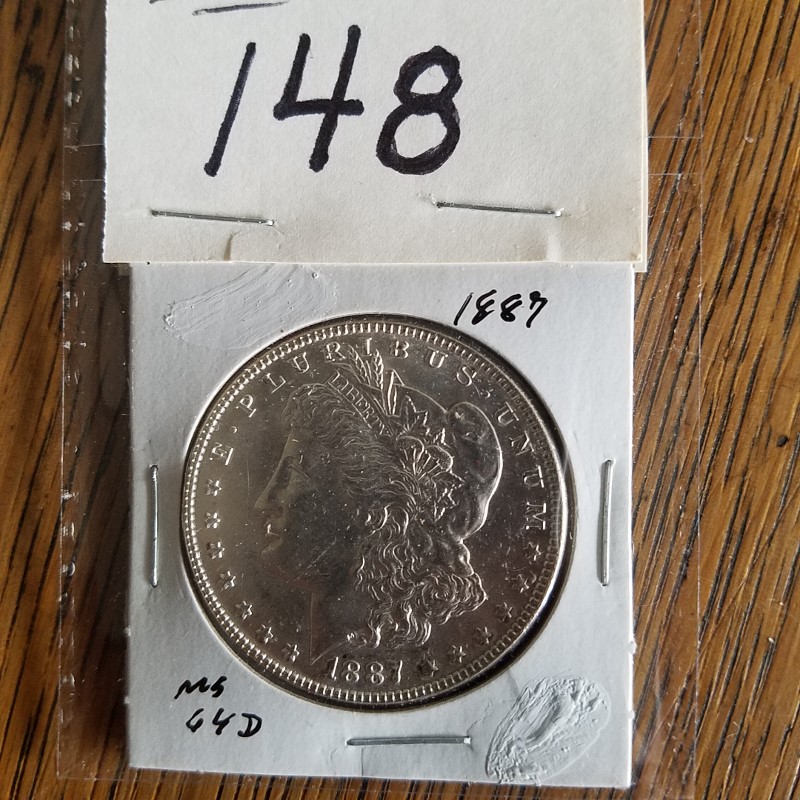Auction Photo