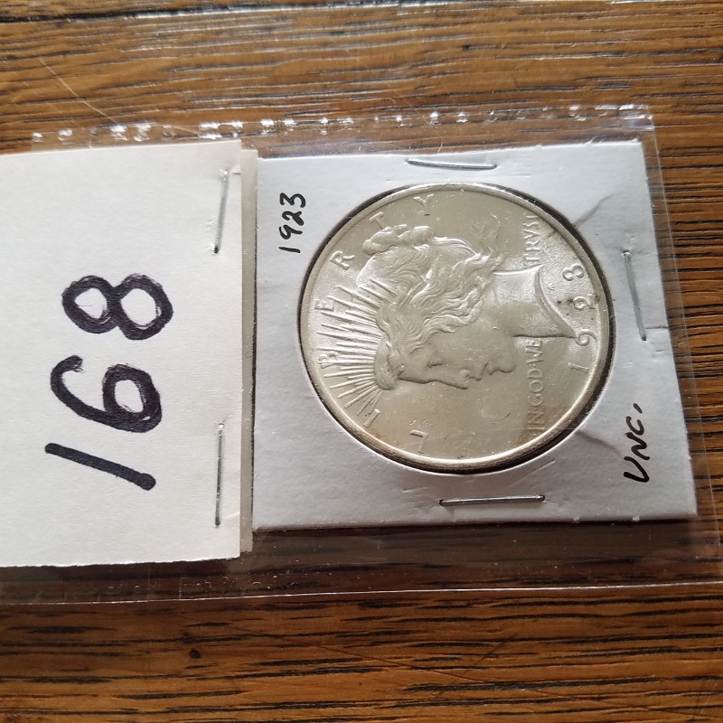 Auction Photo
