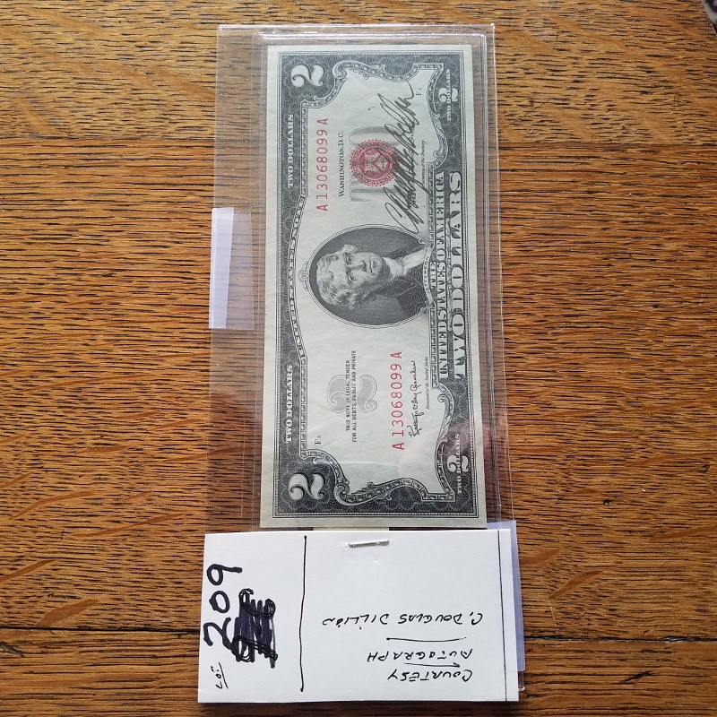 Auction Photo