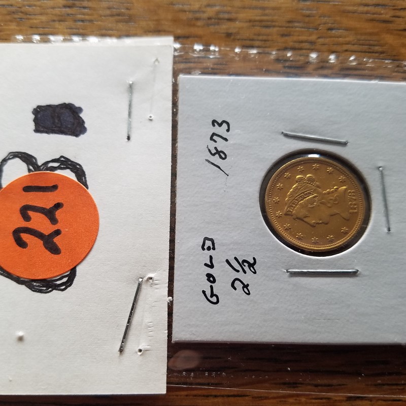 Auction Photo