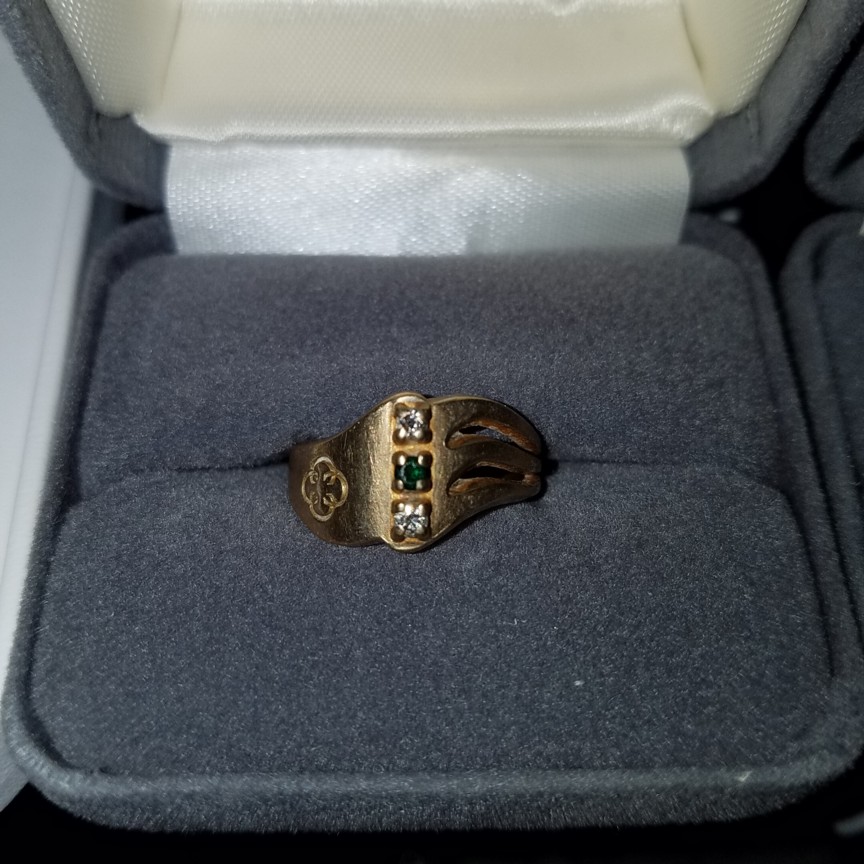 Auction Photo