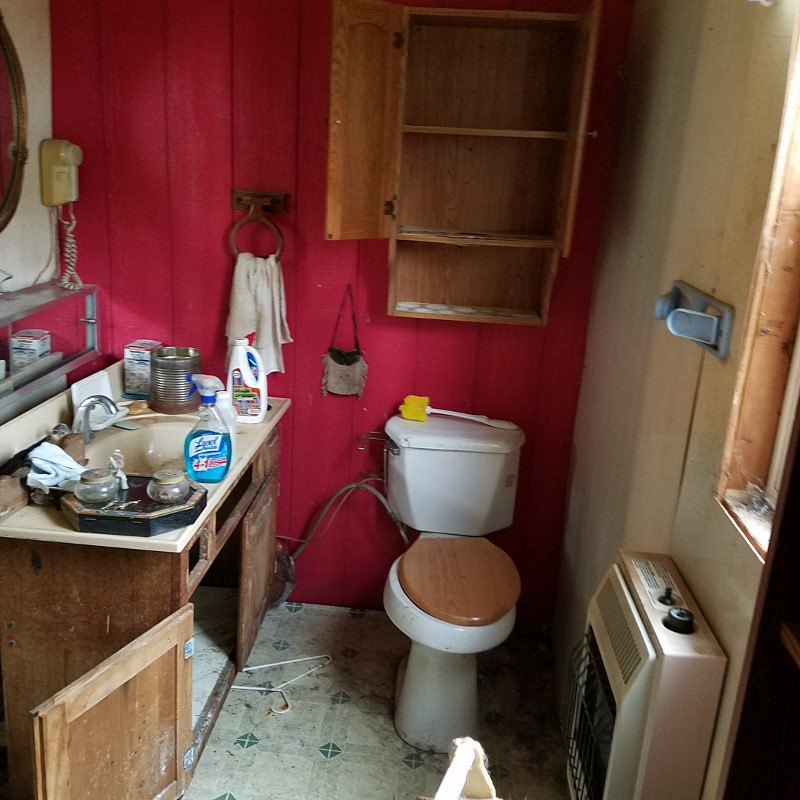 Auction Photo