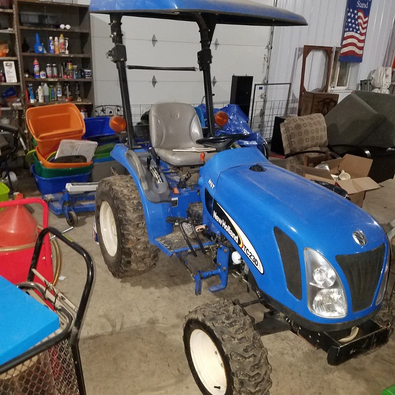 Auction Photo