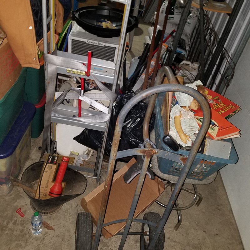 Auction Photo