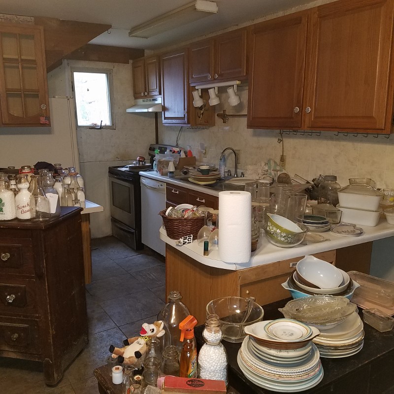Auction Photo