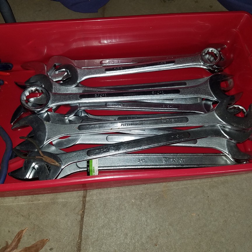 Auction Photo