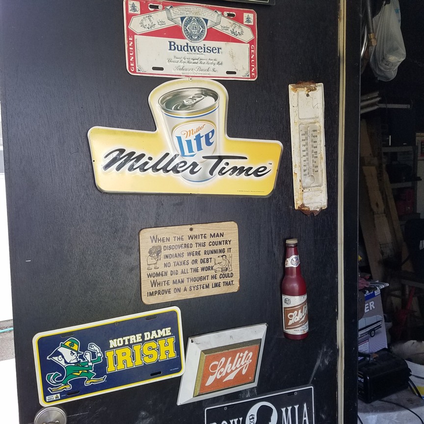 Auction Photo