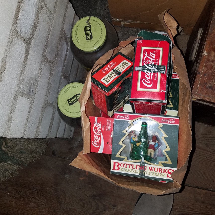 Auction Photo
