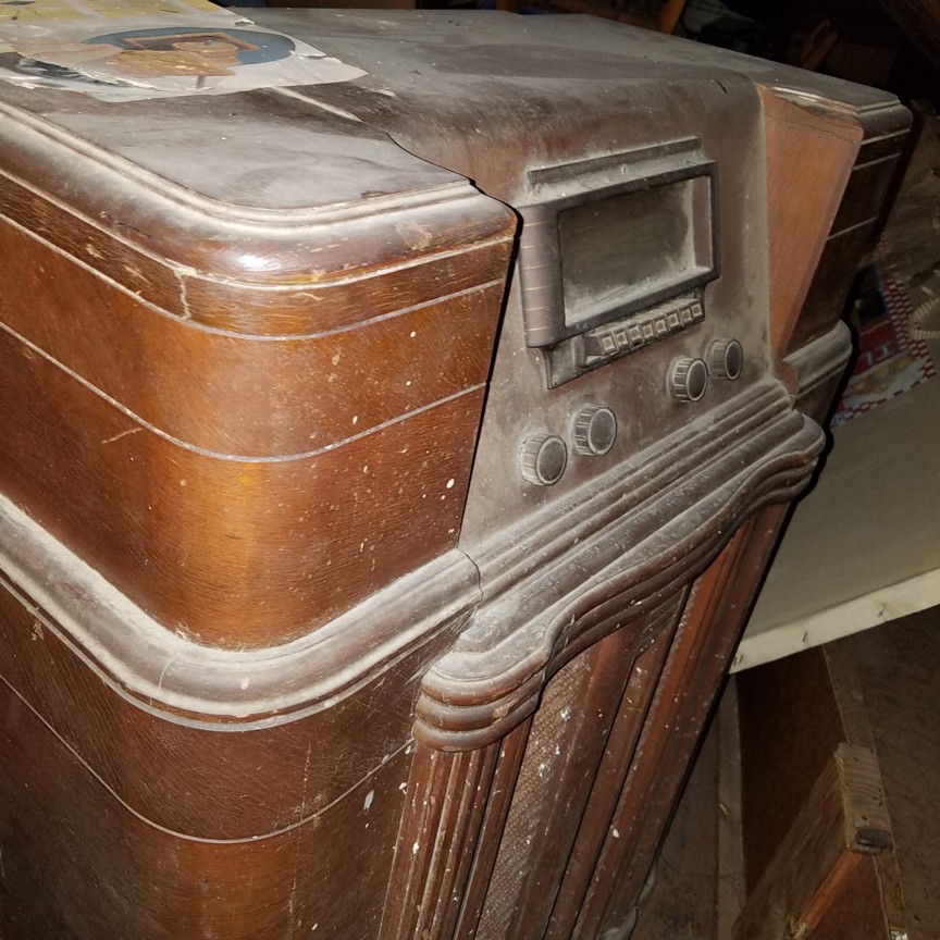 Auction Photo