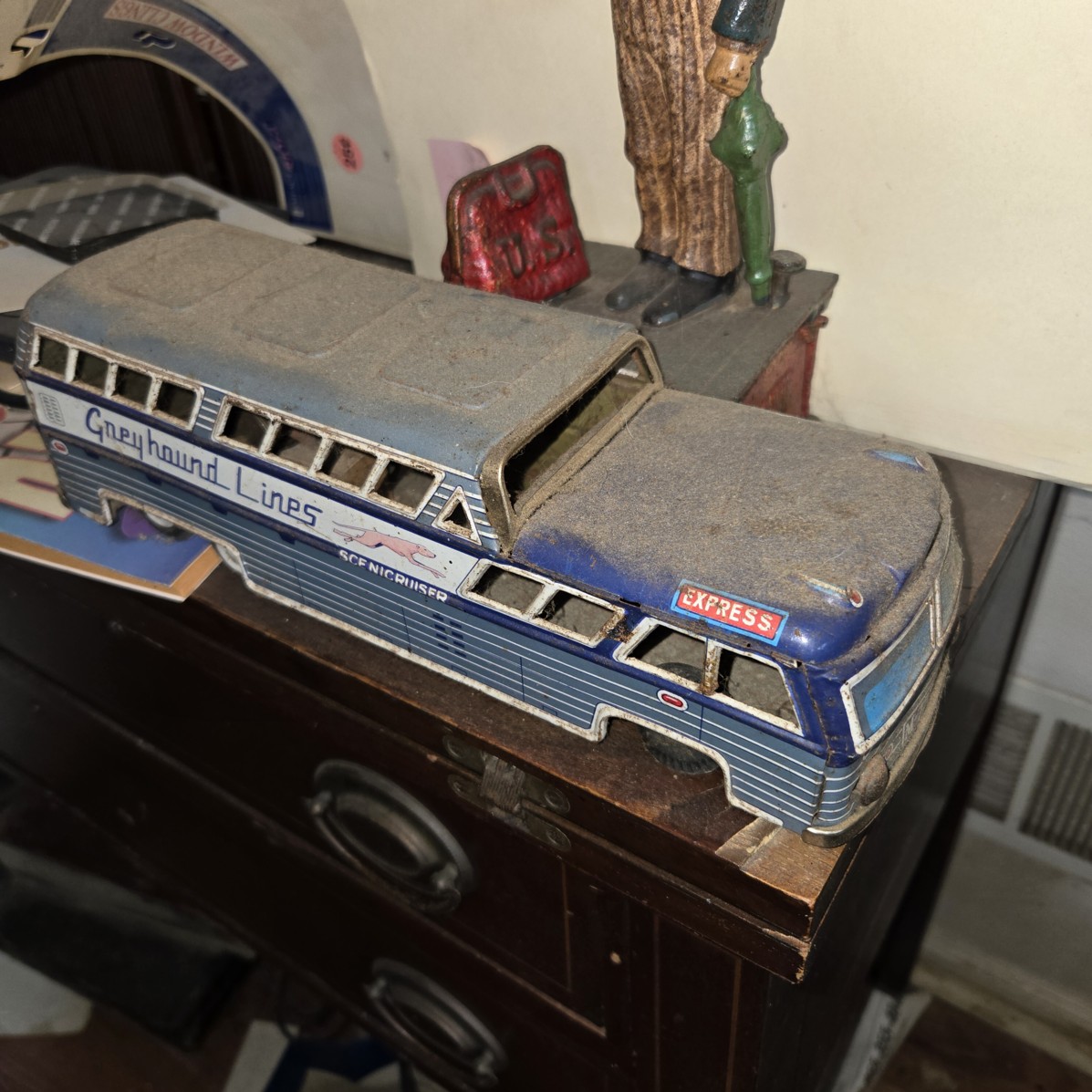 Auction Photo