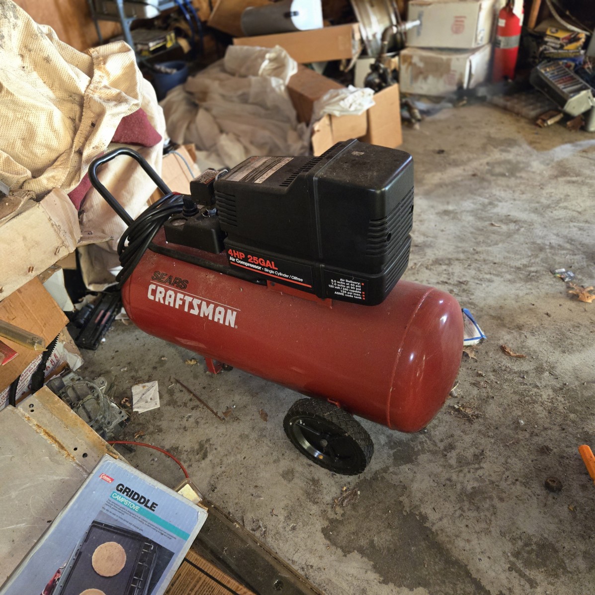 Auction Photo