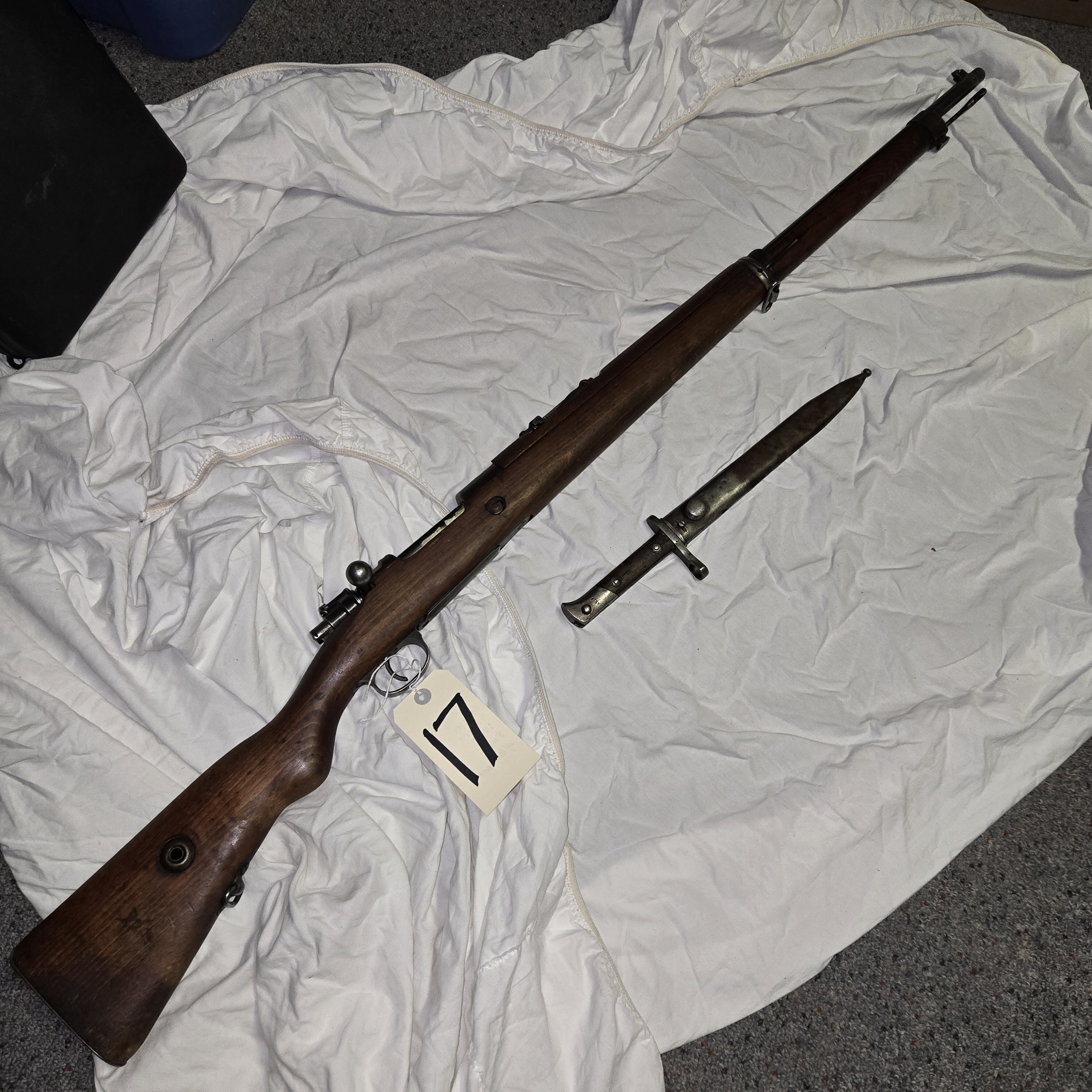 Auction Photo