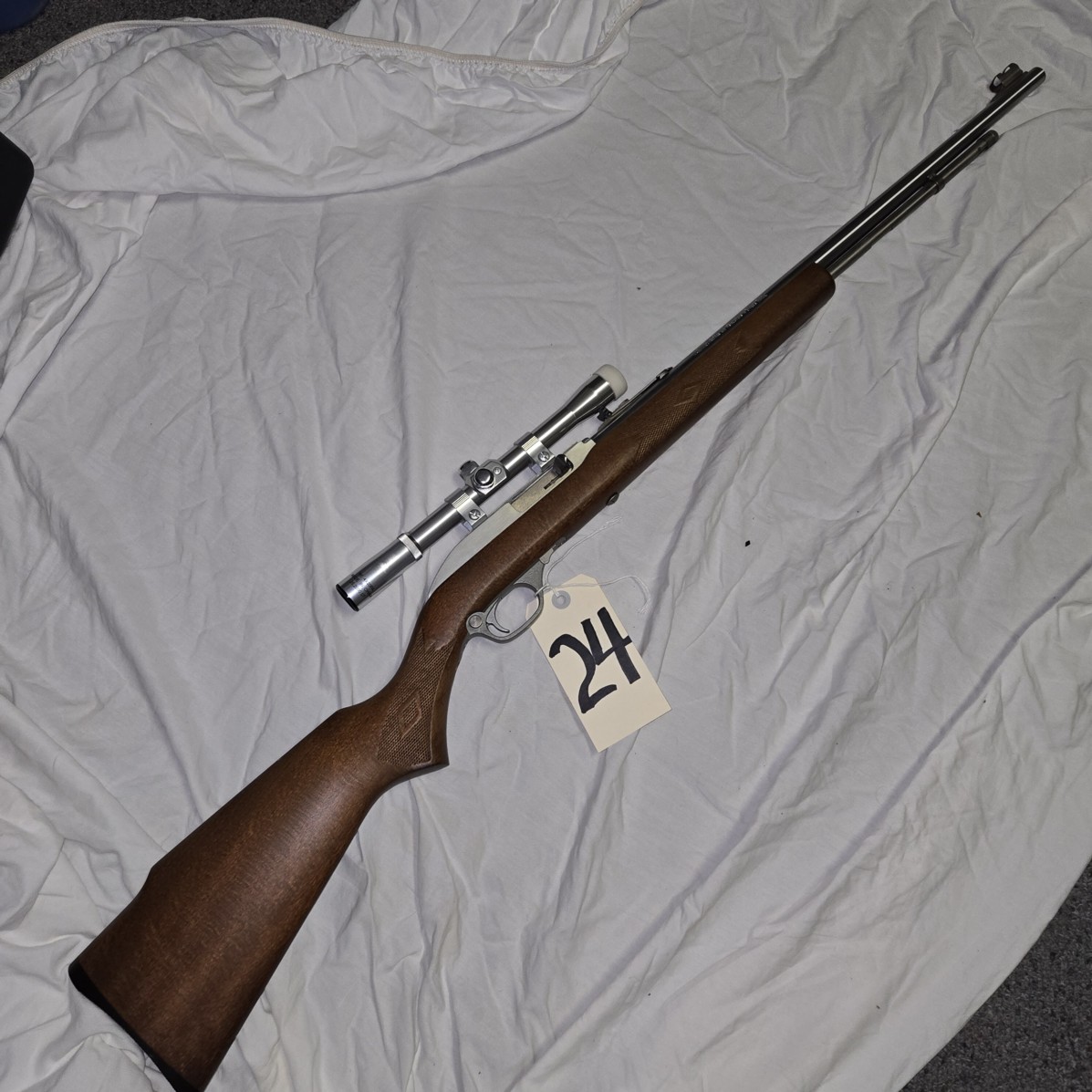 Auction Photo