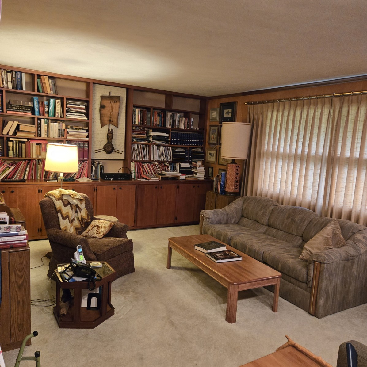 Auction Photo