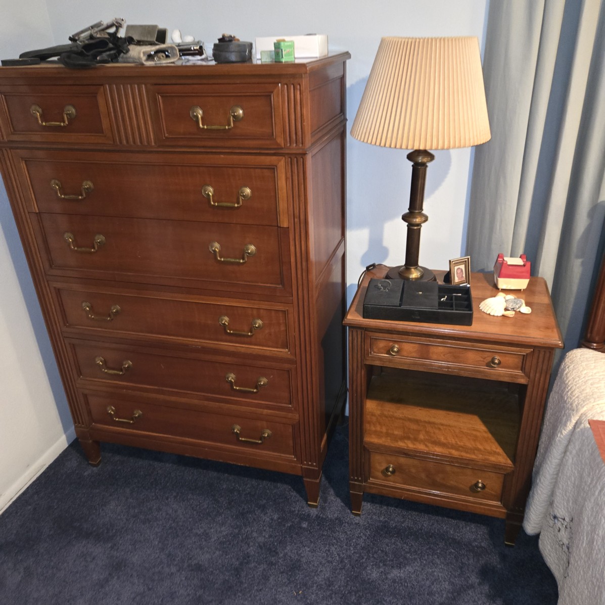 Auction Photo