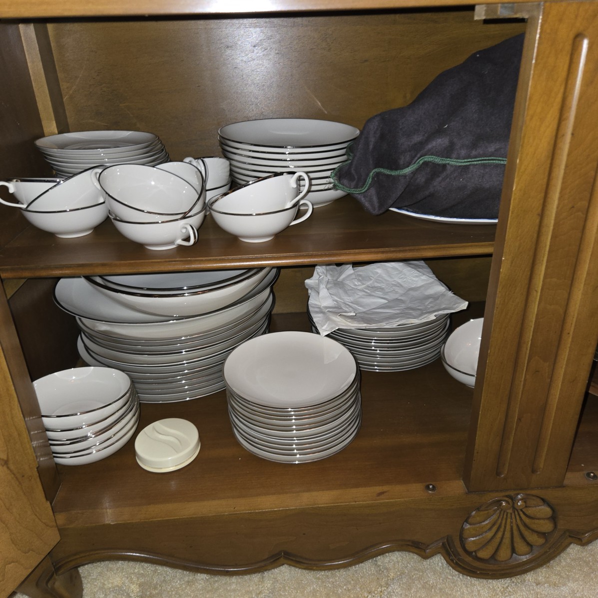 Auction Photo