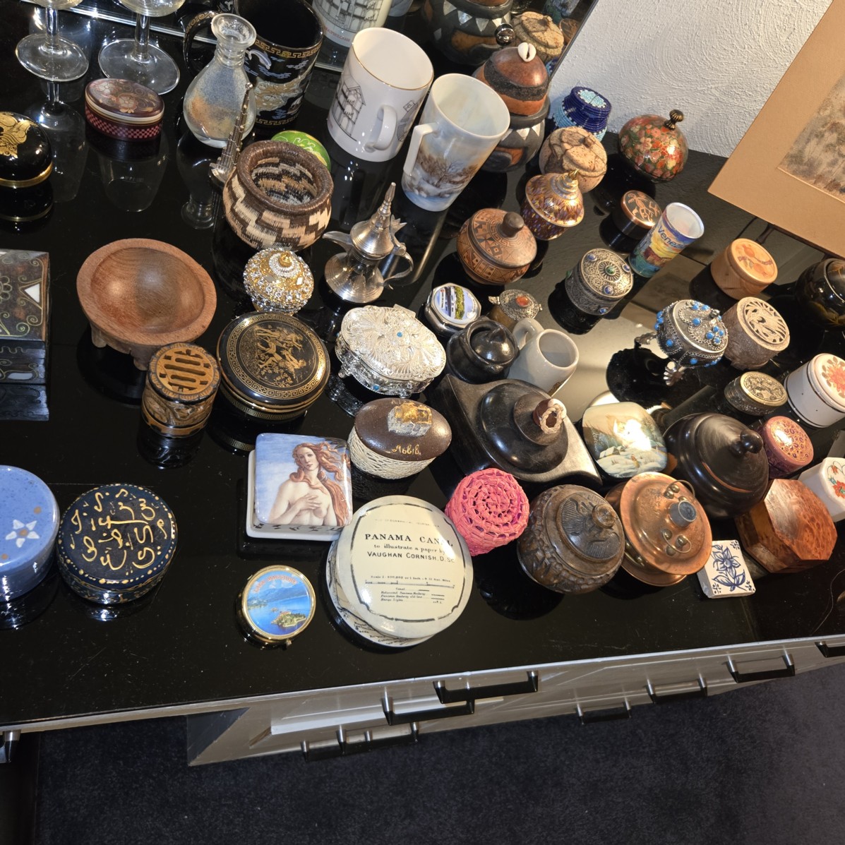 Auction Photo