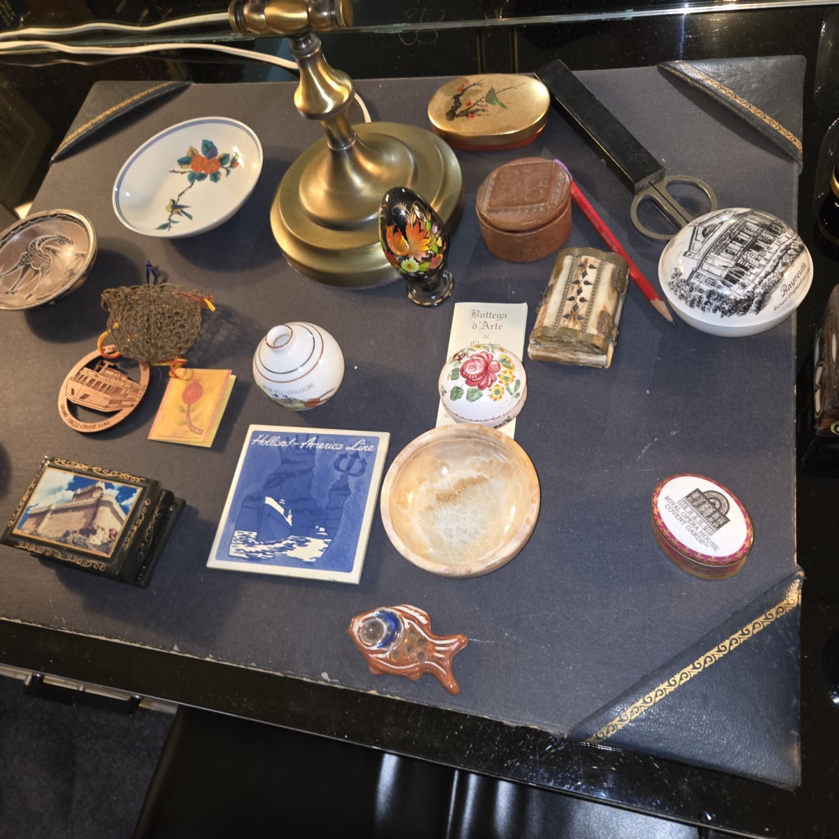 Auction Photo
