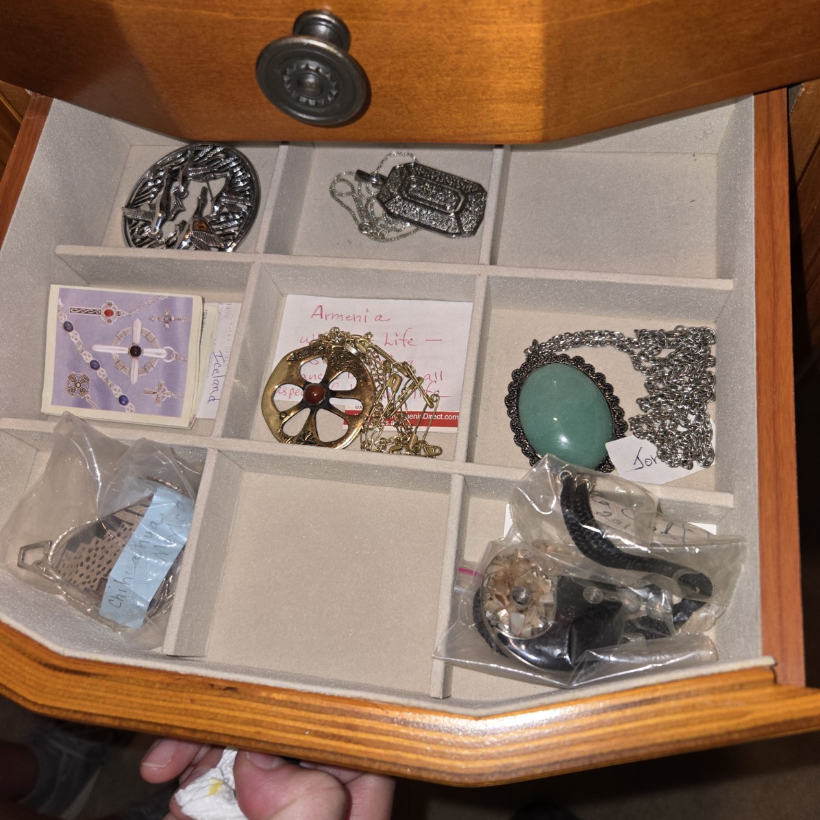 Auction Photo