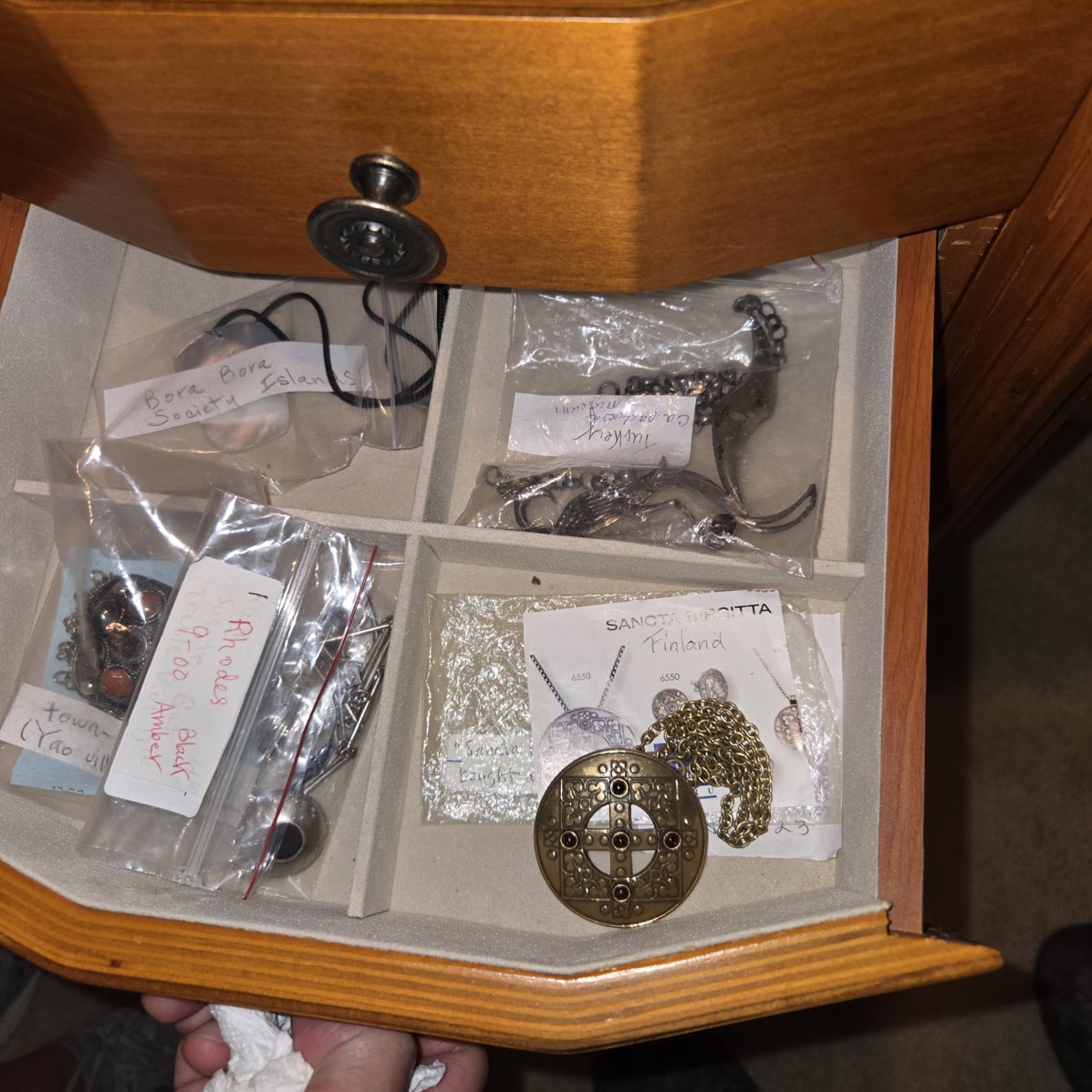 Auction Photo