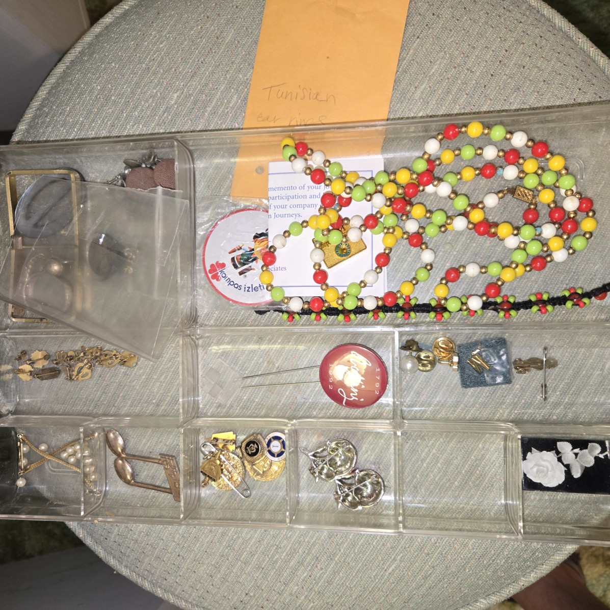 Auction Photo