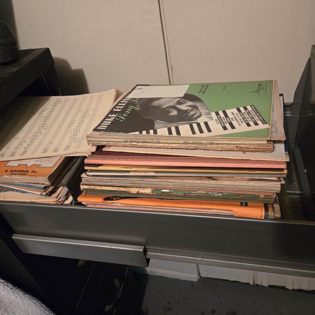 Auction Photo
