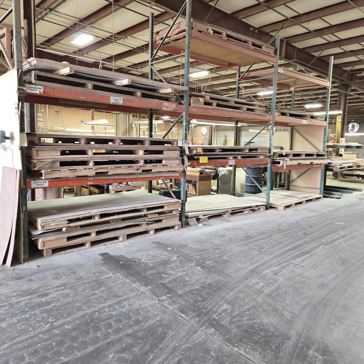 Auction Photo