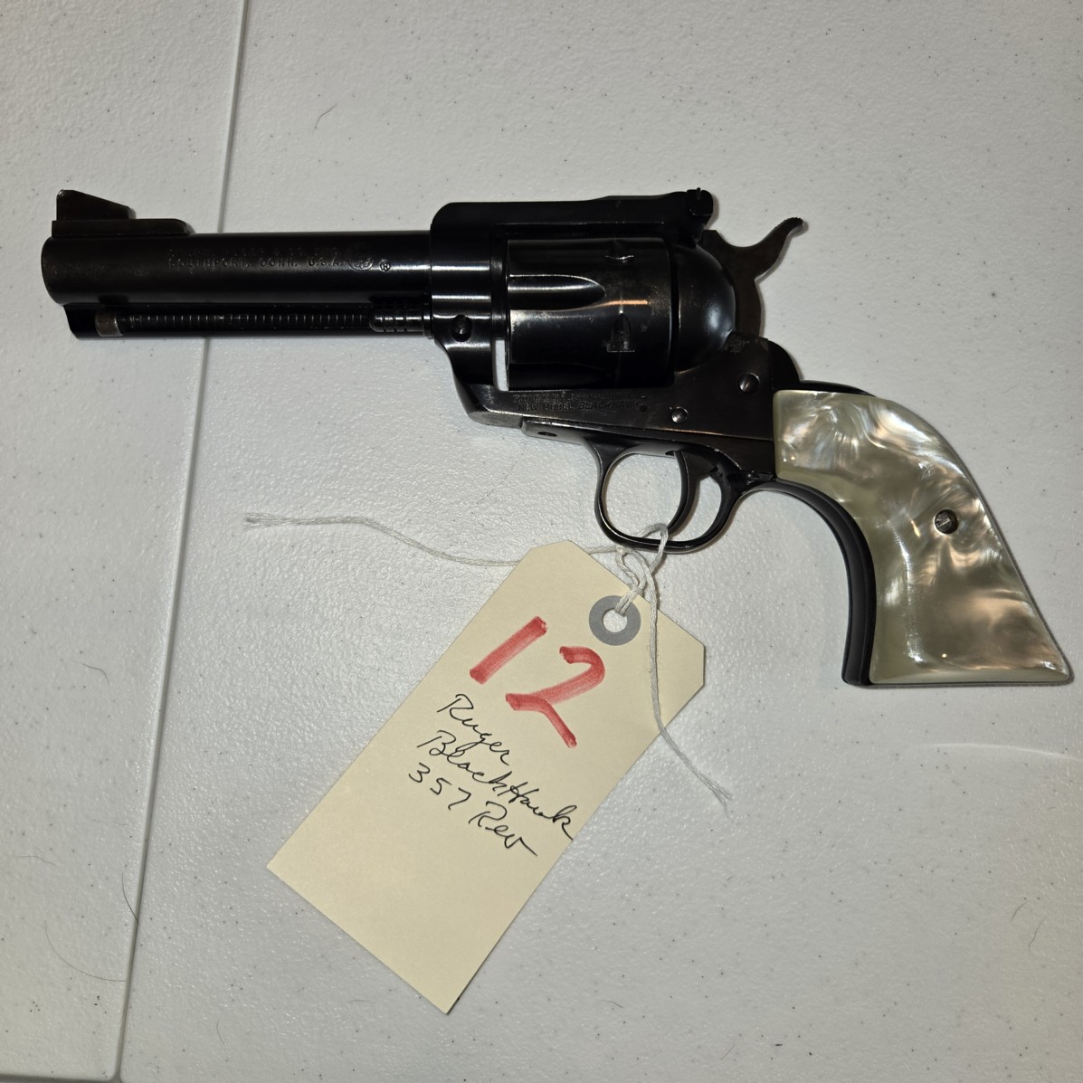 Auction Photo