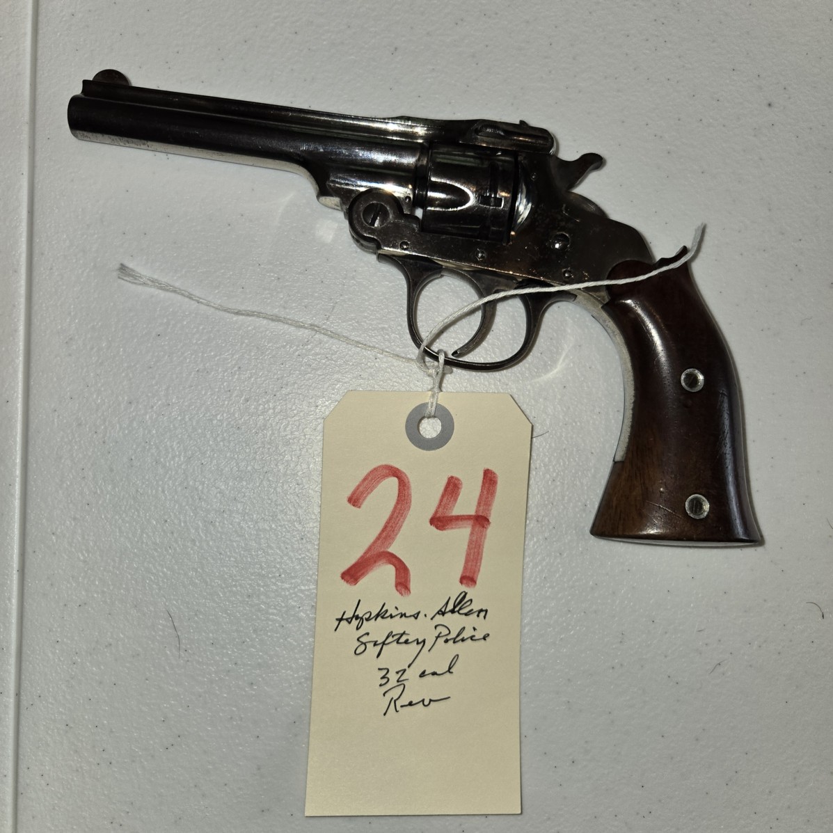Auction Photo
