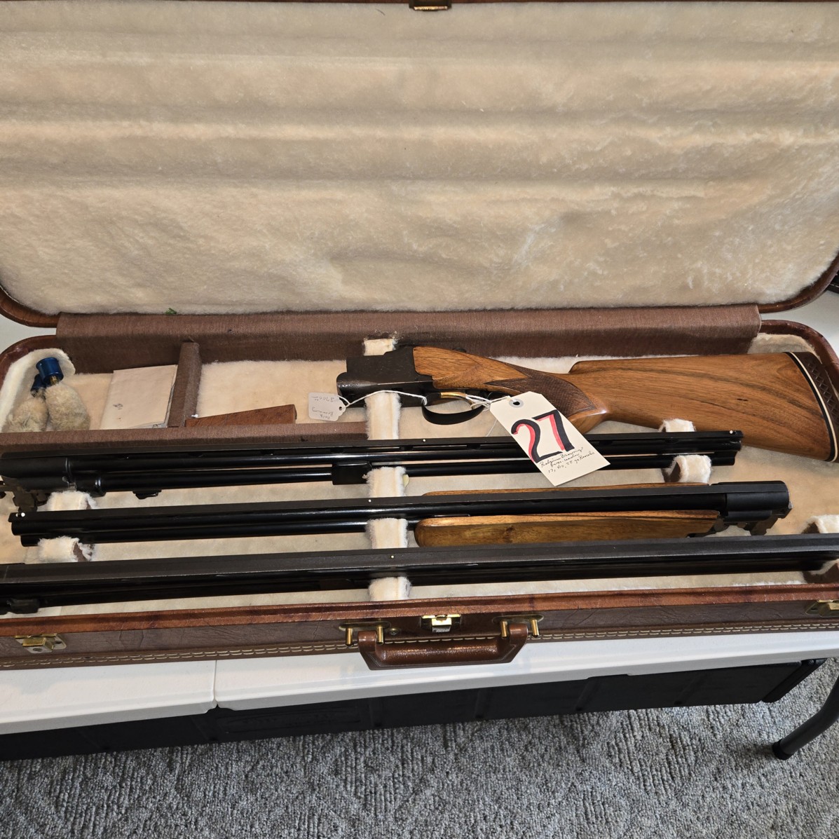 Auction Photo