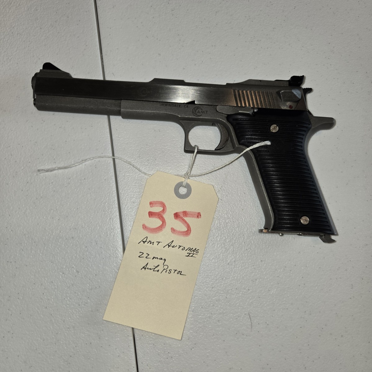 Auction Photo