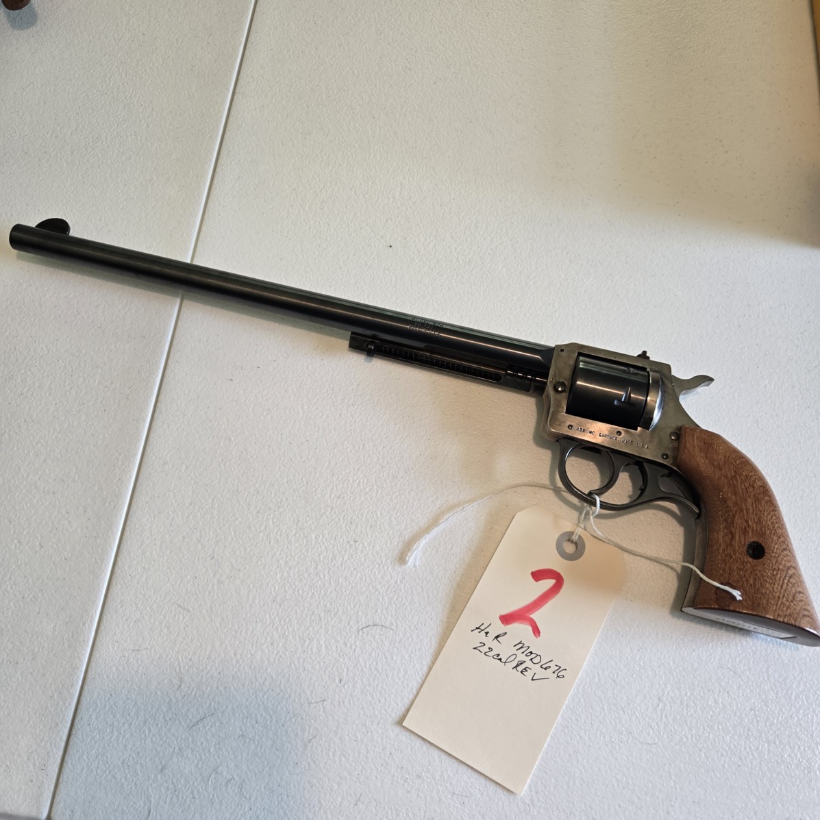 Auction Photo