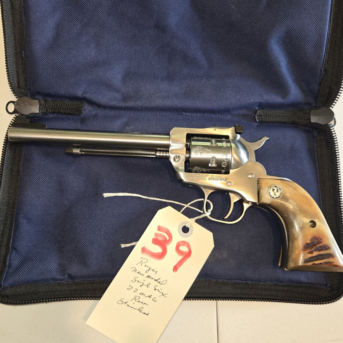 Auction Photo