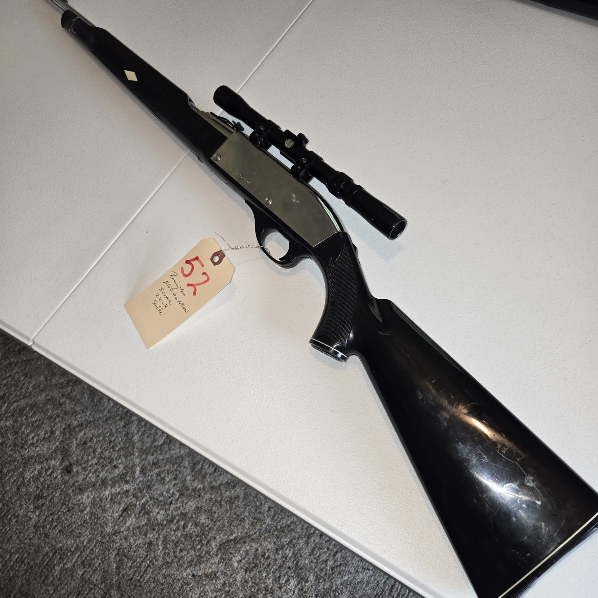 Auction Photo