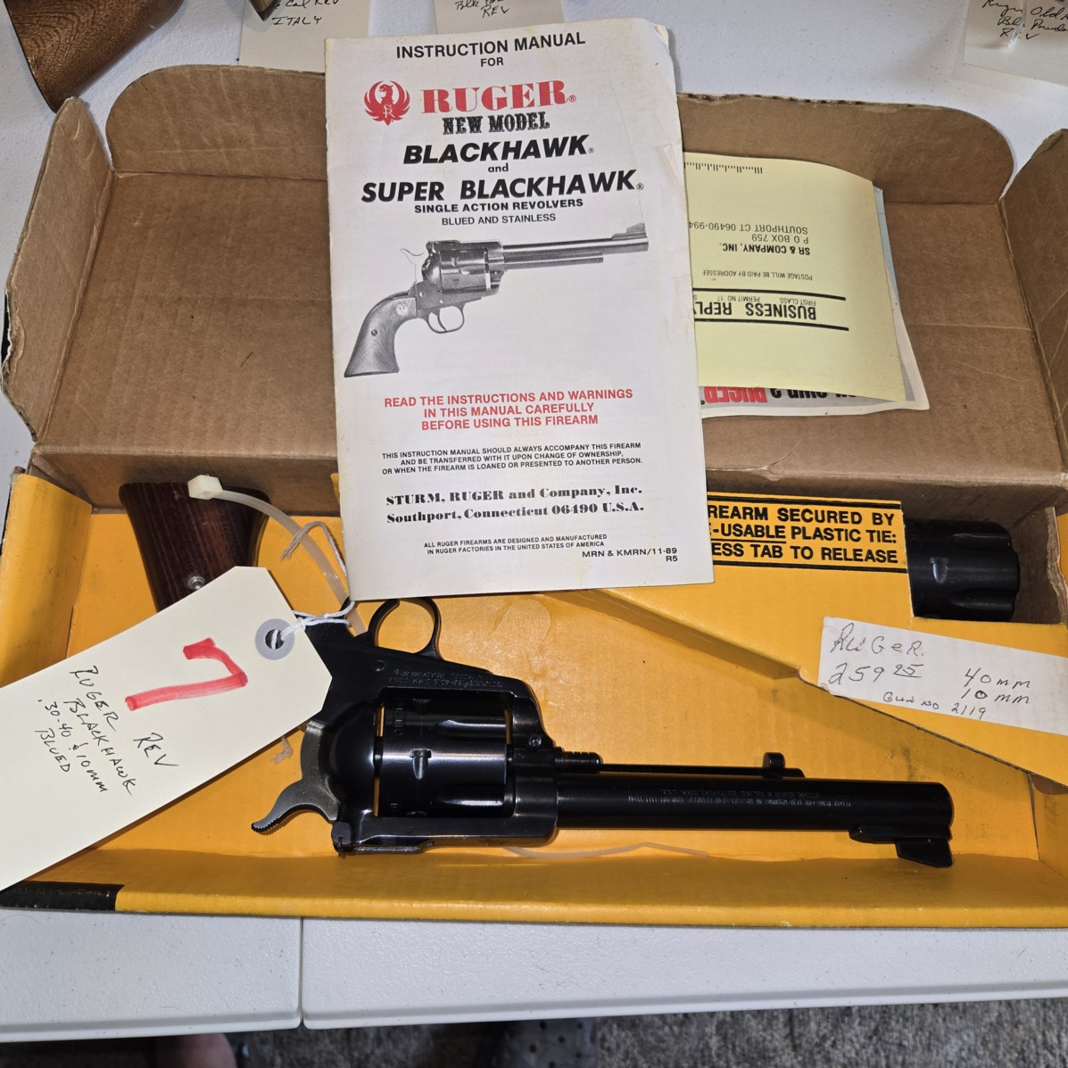 Auction Photo