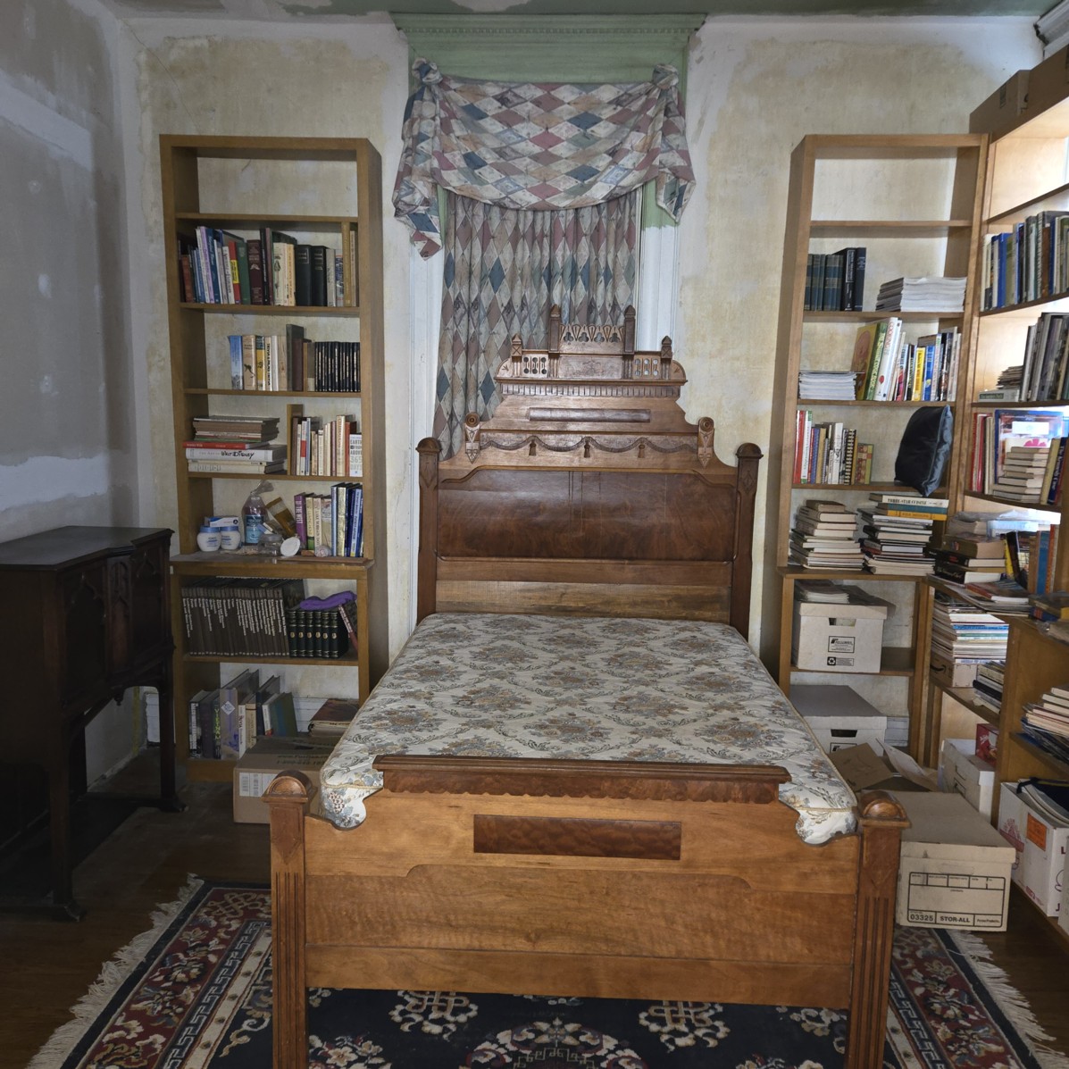 Auction Photo