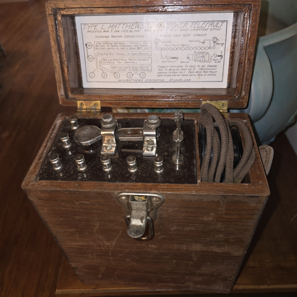 Auction Photo