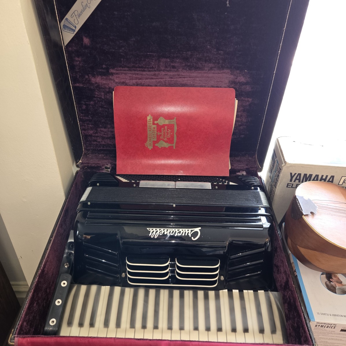 Auction Photo