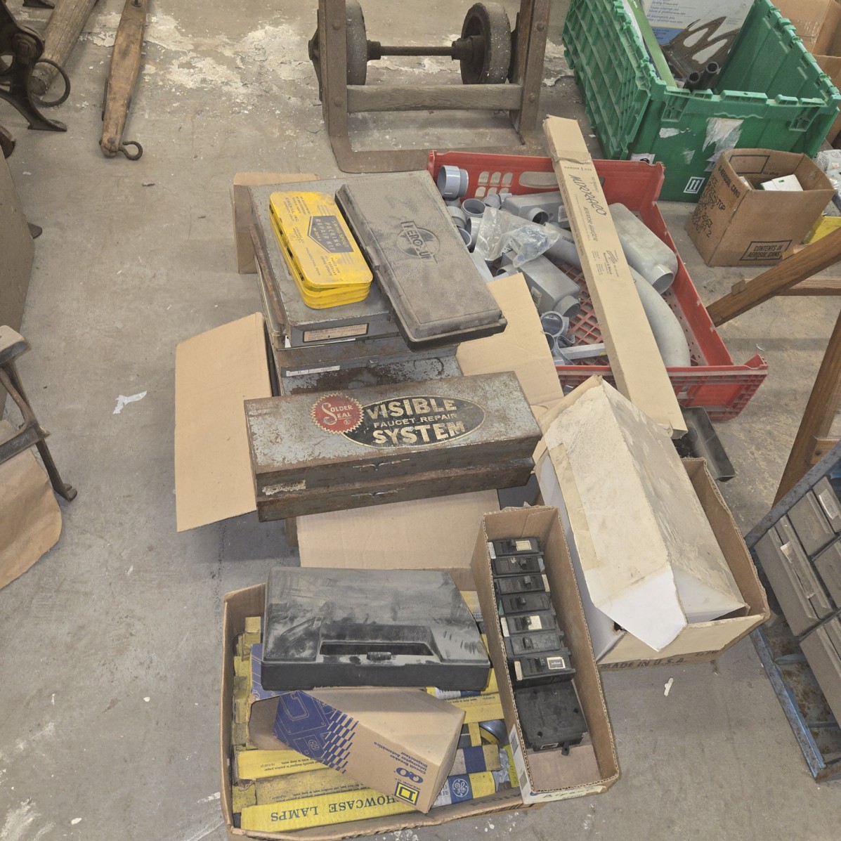 Auction Photo